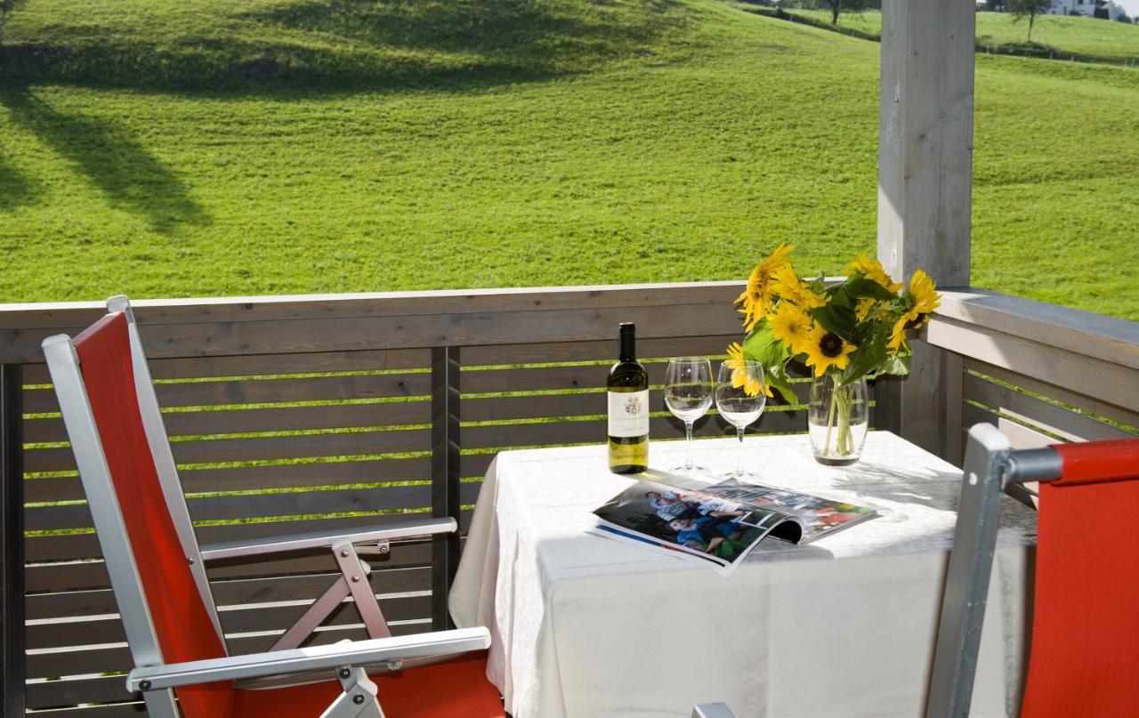 Martina Breakfast Lodge カステルロット エクステリア 写真