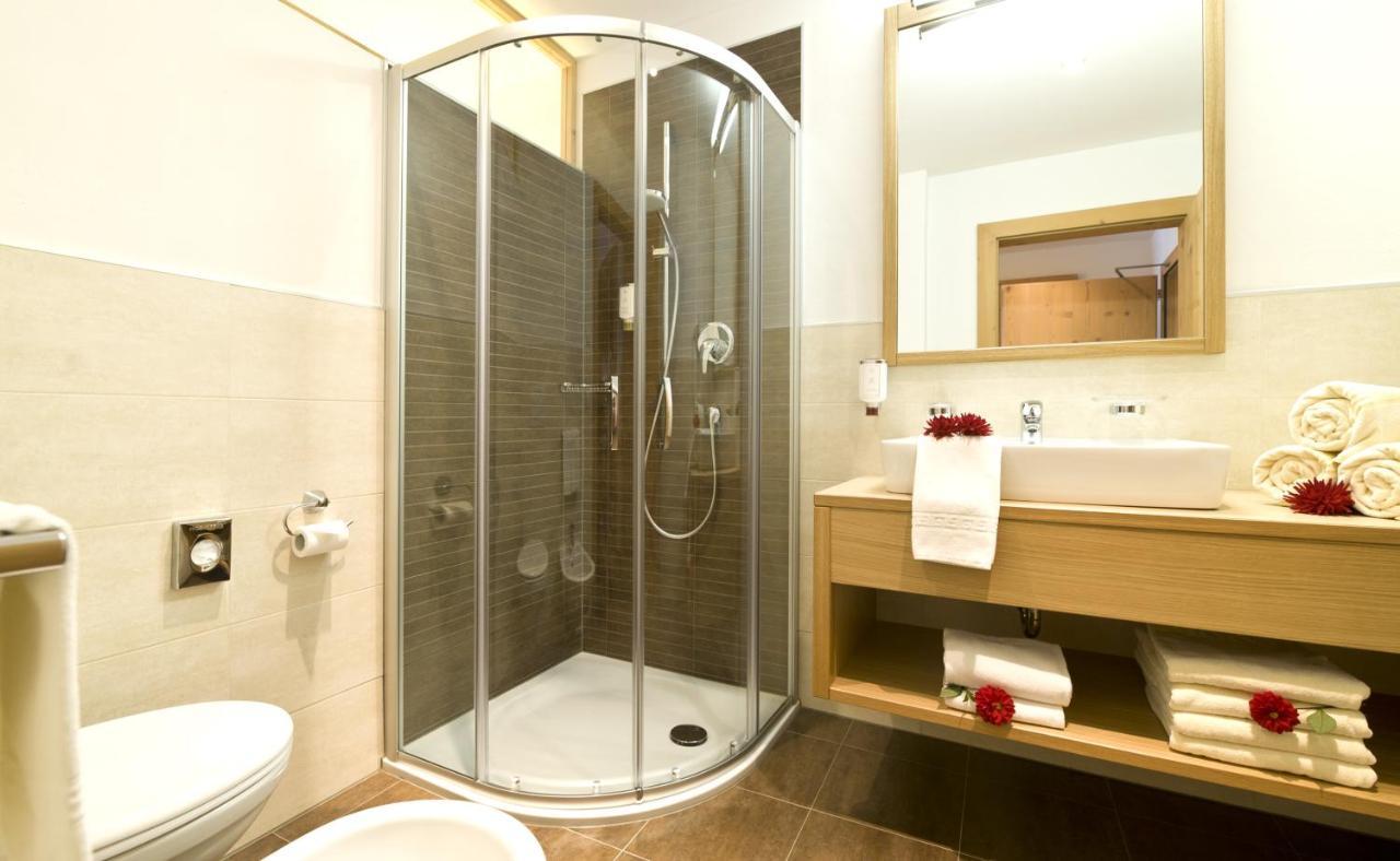 Martina Breakfast Lodge カステルロット エクステリア 写真