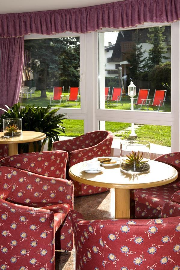Martina Breakfast Lodge カステルロット エクステリア 写真