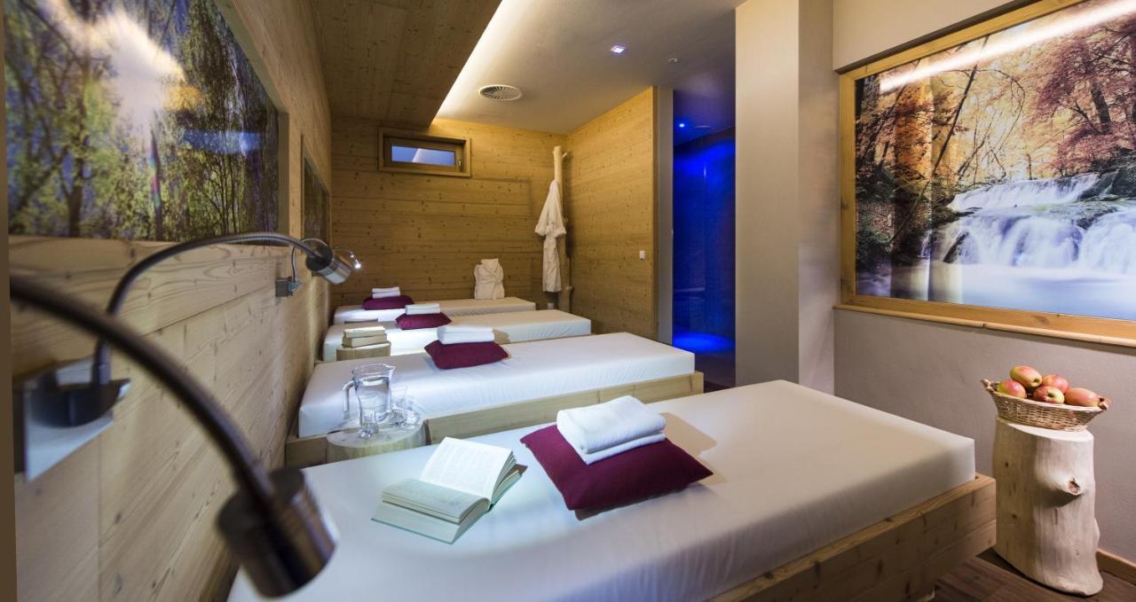 Martina Breakfast Lodge カステルロット エクステリア 写真
