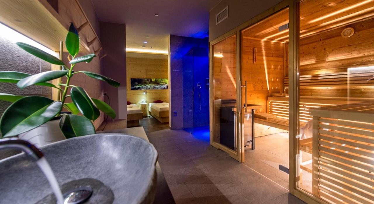 Martina Breakfast Lodge カステルロット エクステリア 写真