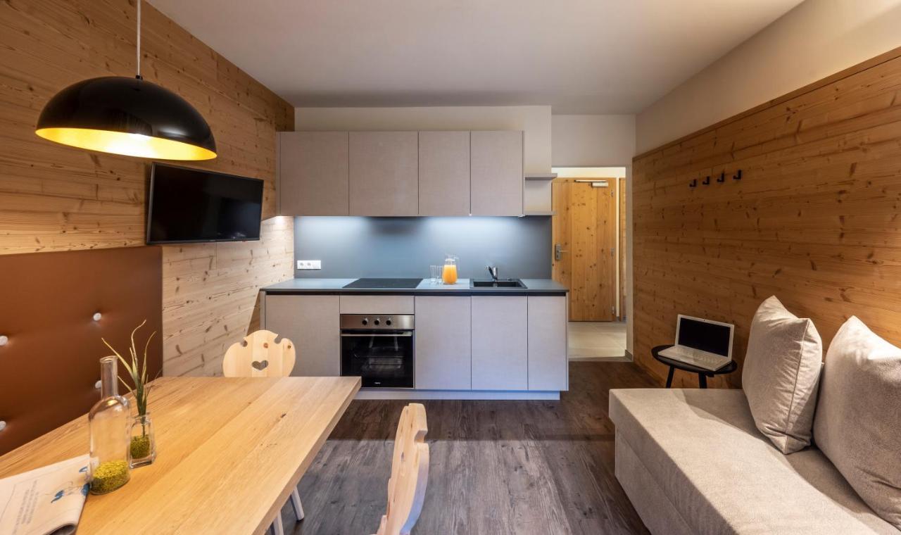 Martina Breakfast Lodge カステルロット エクステリア 写真