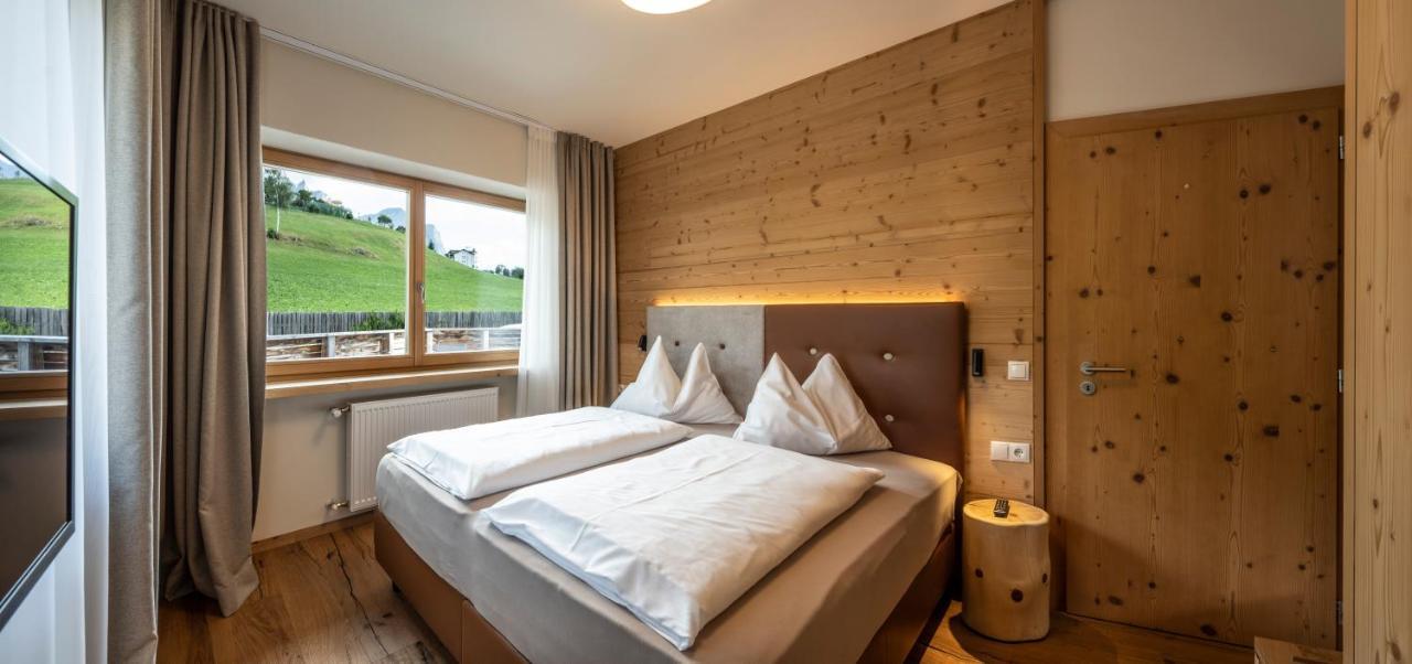 Martina Breakfast Lodge カステルロット エクステリア 写真